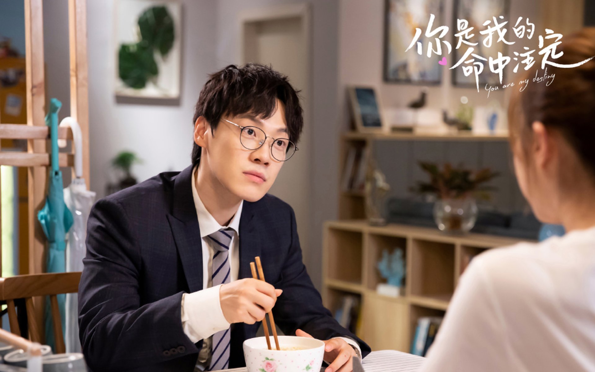 【现场气氛火爆】球迷疯狂助威点燃比赛激情,球迷疯狂庆祝