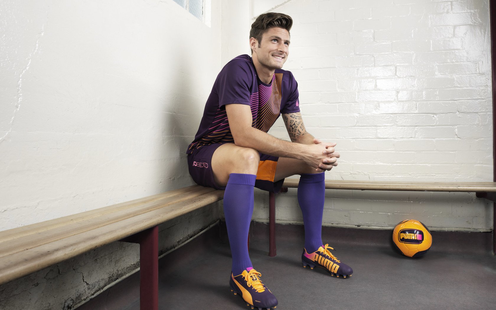 Kaiyun APP-国际转会新政策落地，市场格局即将变化，2021国际足球转会一览